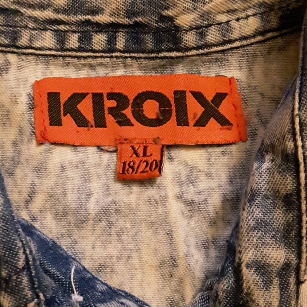 Button Shirt - Picture 2 of 4